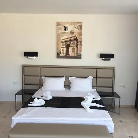 Park Vanga 3*